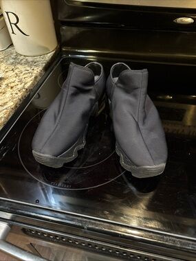 iRi Shoes EU 35 Black Made in Italy Sculptural Heel Avant Garde Neoprene Rare